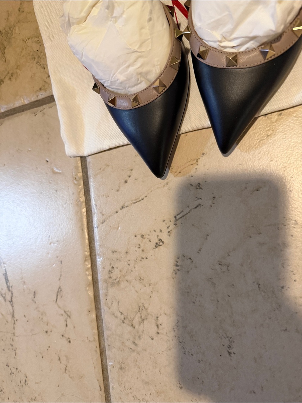Valentino Black Pointed Rockstud Slingback Pumps with Nude Trim - Picture 8 of 14